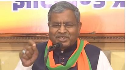 Babulal Marandi said Rahul Gandhi should apologize for his grandmother misdeeds