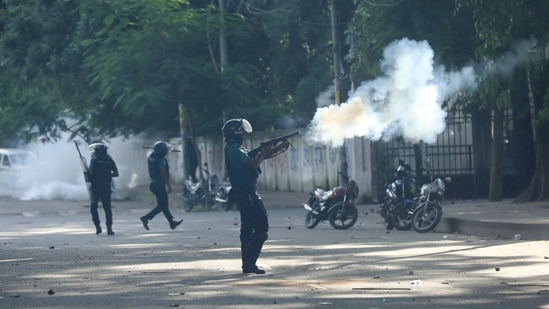 Police fire tear gas shells and rubber bullets to disperse students shouting slogans in favor of quota system in public service at the university campus, in Dhaka, Bangladesh, Wednesday, July 17, 2024.(AP)