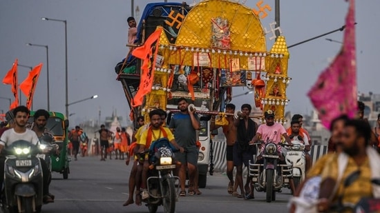The Supreme court will hear a plea today against the order of the Uttar Pradesh government for eateries on the Kanwar Yatra route to display their names (Raj K Raj/HT Photo) The Supreme court will hear a plea today against the order of the Uttar Pradesh government for eateries on the Kanwar Yatra route to display their names (Raj K Raj/HT Photo)