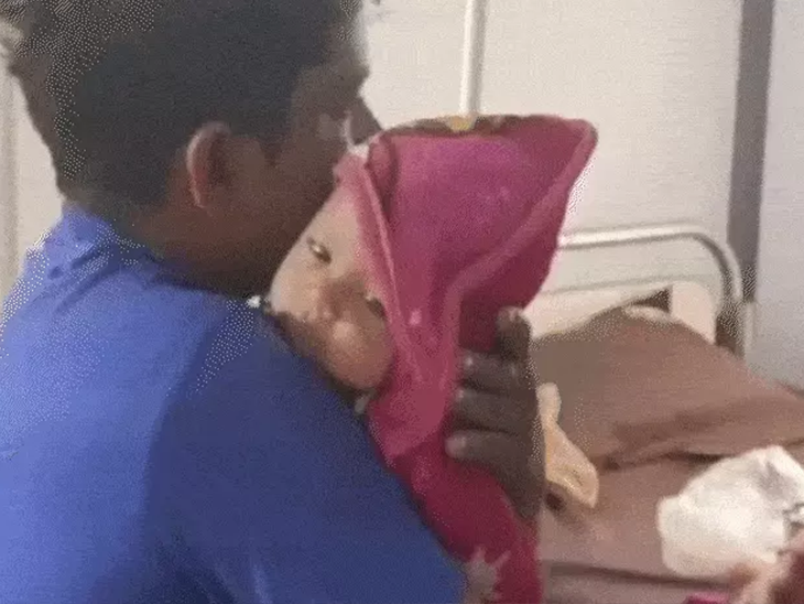 अस्पताल ने मरीजों को भी भर्ती कर लिया था। सील करने के पहले सभी को बाहर निकाल दिया गया।