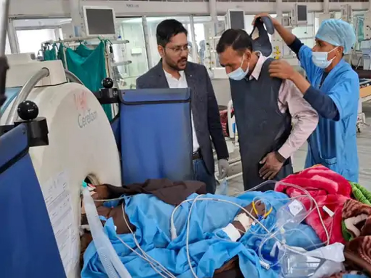 डॉक्टर आनंद प्रकाश के नेतृत्व में उनके ब्रेन का सफल ऑपरेशन किया गया।