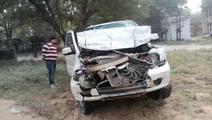 Bihar: जिला एवं सत्र न्यायाधीश को लेने जा रही गाड़ी को ट्रक ने मारी टक्कर, बॉडीगार्ड और ड्राइवर की हालत गंभीर Bihar News: Car hit by truck in Gaya; Bodyguard and driver's condition critical, airport, Bipard