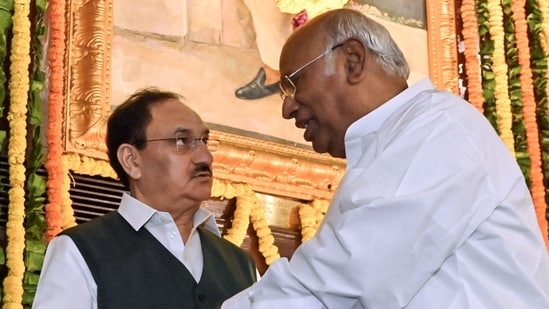 Congress president Mallikarjun Kharge and Union minister JP Nadda.(ANI) Congress president Mallikarjun Kharge and Union minister JP Nadda.(ANI)