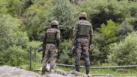 A junior commissioned officer (JCO) of Indian Army's special forces was killed in action while three more soldiers were injured in gunbattle with terrorists in J&K's Kishtwar.(Representational image)