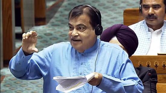 Gadkari said that experts from IIT Kharagpur are investigating the issue (ANI) Gadkari said that experts from IIT Kharagpur are investigating the issue (ANI)