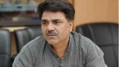 Naresh Balyan: एक दिन की हिरासत में भेजे गए नरेश बाल्यान, पहले द्वारका कोर्ट ने खारिज कर दी थी पुलिस की याचिका Rouse Avenue Court sends AAP MLA Naresh Balyan to one-day police custody