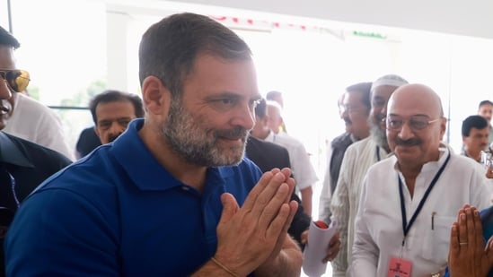 Rahul Gandhi on Monday met the family of Somnath Suryawanshi, who allegedly died in judicial custody in Parbhani(Yogesh Naik/HT)