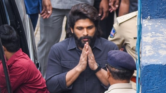 Hyderabad: Actor Allu Arjun arrive at the Chikkadpally police station for questioning as part of an ongoing probe into the stampede during the screening of his movie 'Pushpa-2', in Hyderabad, Tuesday, Dec. 24, 2024. (PTI Photo) (PTI12_24_2024_000047A)(PTI) Hyderabad: Actor Allu Arjun arrive at the Chikkadpally police station for questioning as part of an ongoing probe into the stampede during the screening of his movie 'Pushpa-2', in Hyderabad, Tuesday, Dec. 24, 2024. (PTI Photo) (PTI12_24_2024_000047A)(PTI)