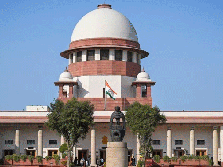 कांग्रेस का कहना है कि चुनाव आयोग को ऐसे महत्वपूर्ण कानून (चुनाव संचालन नियम, 1961) में एकतरफा संशोधन करने की अनुमति नहीं दी जा सकती। - Dainik Bhaskar