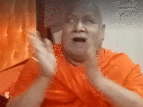 रामभद्राचार्य ने कहा था कि मोहन भागवत और हमारा क्षेत्र अलग-अलग है।