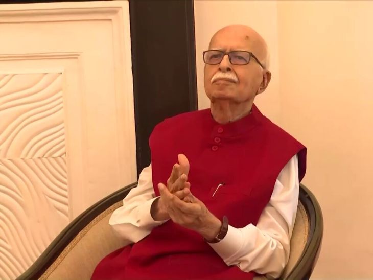 2002 से 2004 के बीच अटल बिहारी वाजपेयी की सरकार में 7वें उपप्रधानमंत्री रहे। (फाइल फोटो) - Dainik Bhaskar
