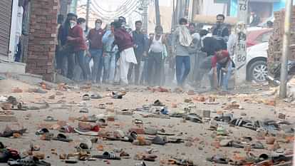 संभल बवाल में पुलिस का नया एक्शन: अब रडार पर आरोपियों के करीबी, 200 से ज्यादा निशाने पर; खंगाल रहे कॉल डिटेल People close to riot accused are on police radar in Sambhal riots case