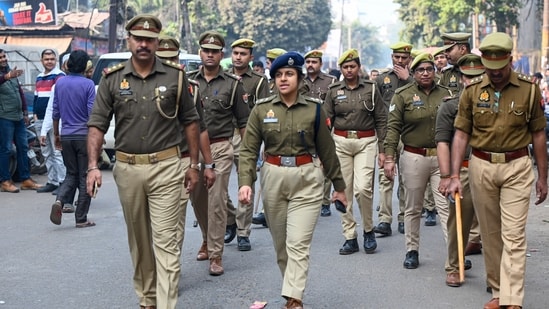 A UP police team. (Representative Image)( Sunil Ghosh / Hindustan Times) )