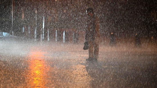 As heavy rain battered Delhi, the weather department said that winds with speeds of 60-70 kmph were reported across the capital and nearby areas.(Hindustan Times) As heavy rain battered Delhi, the weather department said that winds with speeds of 60-70 kmph were reported across the capital and nearby areas.(Hindustan Times)