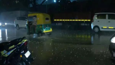 Heavy rain lashes Delhi-NCR after IMD red alert; strong winds, rain cause disruption