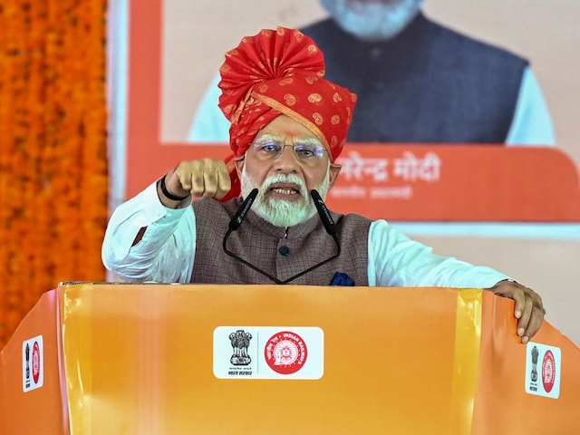 ऑपरेशन सिंदूर सिर्फ आर्मी एक्शन नहीं, PM मोदी ने दिखाया एकजुटता का सबूत ऑपरेशन सिंदूर सिर्फ आर्मी एक्शन नहीं, PM मोदी ने दिखाया एकजुटता का सबूत