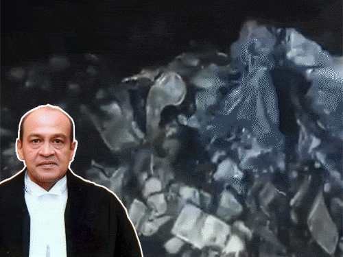 14 मार्च को दिल्ली HC जज के सरकारी बंगले में आग लगी थी। वहां दमकल कर्मियों को जले हुए 500 रुपए के नोटों से भरी बोरियां मिलीं थी। - Dainik Bhaskar