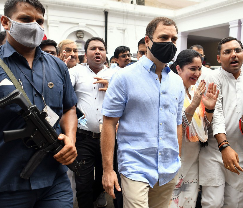 तस्वीर 13 जून 2022 की है, जब ED ने नेशनल हेराल्ड केस में राहुल गांधी से पूछताछ की थी।