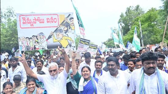 The YSRCP observed “Betrayal Day” by organising protests in different parts of the state. The TDP and its allies celebrated it as the “End of Psycho Regime Day” in their party offices (HT photo)