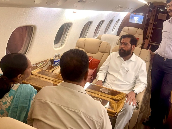 शिंदे के चार्टर्ड प्लेन में किडनी पेशेंट शीतल बोर्डे और उनके पति को मुंबई तक लिफ्ट दी गई। - Dainik Bhaskar