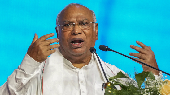 Kharge demanded that Pakistan be included in the FATF grey list.(PTI file photo) Kharge demanded that Pakistan be included in the FATF grey list.(PTI file photo)